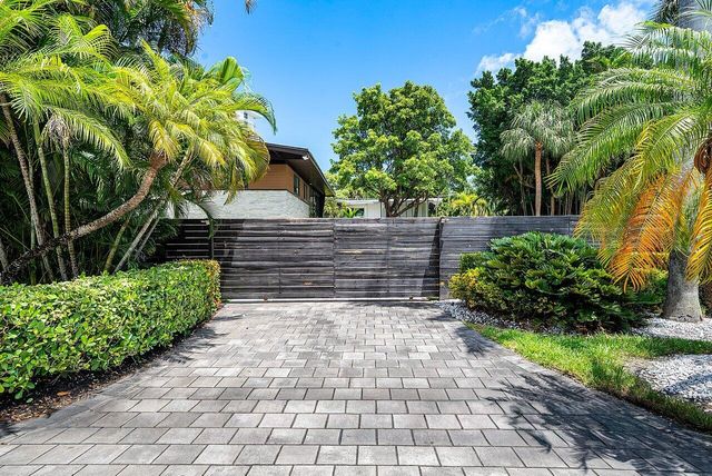 2601 NE 8TH Street, Fort Lauderdale, FL 33304