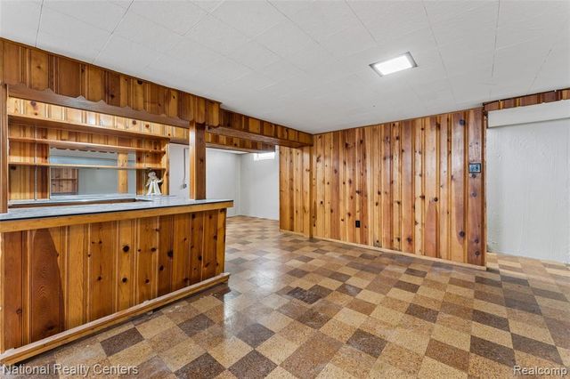16140 Kennedy Street, Roseville, MI 48066