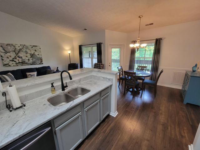 238 Langshire Court, Florence, KY 41042