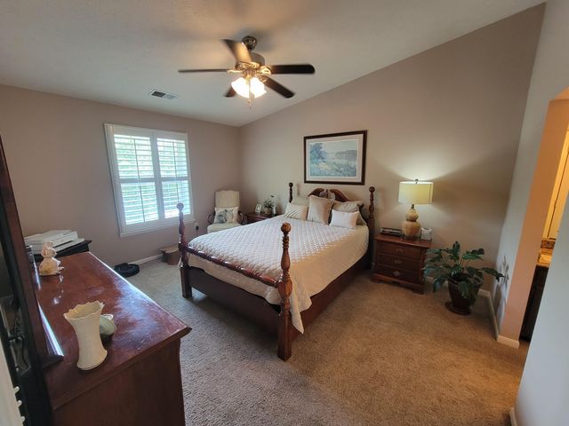 238 Langshire Court, Florence, KY 41042