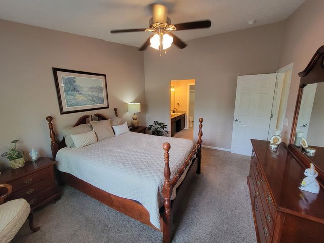 238 Langshire Court, Florence, KY 41042