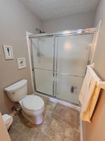 238 Langshire Court, Florence, KY 41042