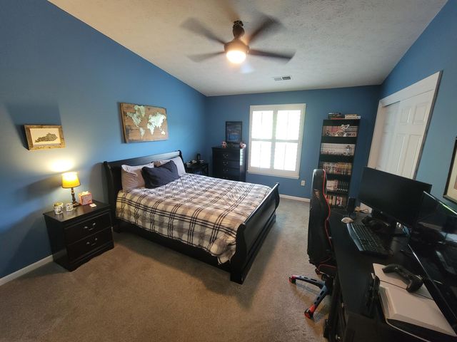 238 Langshire Court, Florence, KY 41042