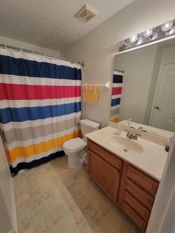 238 Langshire Court, Florence, KY 41042
