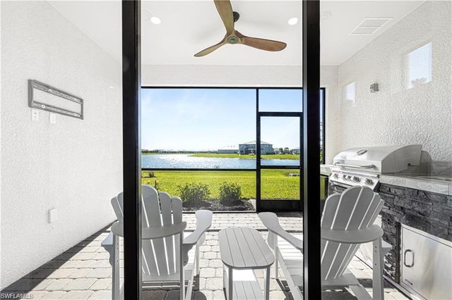 20039 Kingmont DR, Estero, FL 33928