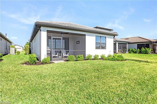 20039 Kingmont DR, Estero, FL 33928