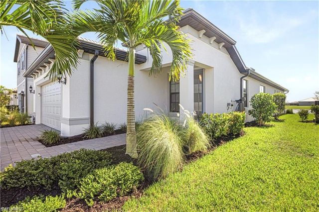 20039 Kingmont DR, Estero, FL 33928