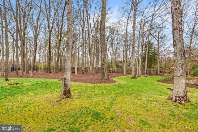 10204 BENTCROSS DR, Potomac, MD 20854