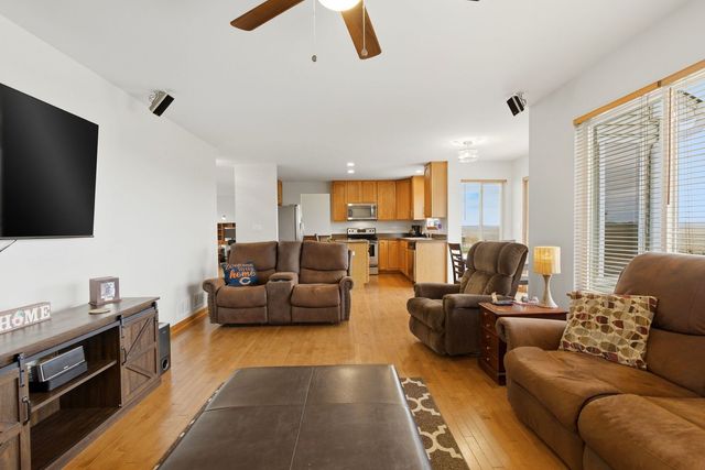 2932 Shetland Lane, Montgomery, IL 60538