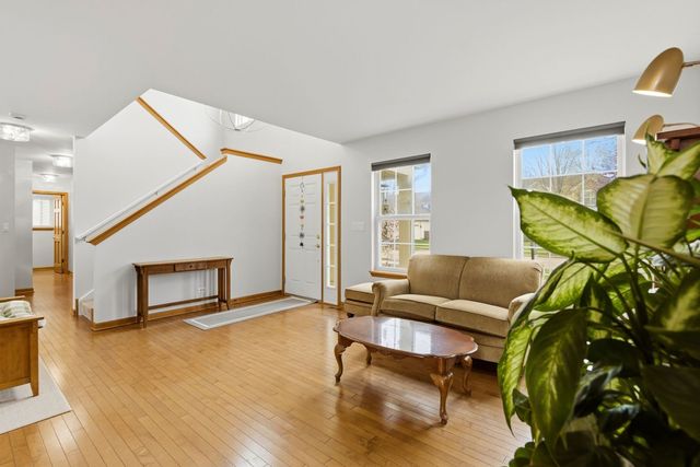 2932 Shetland Lane, Montgomery, IL 60538