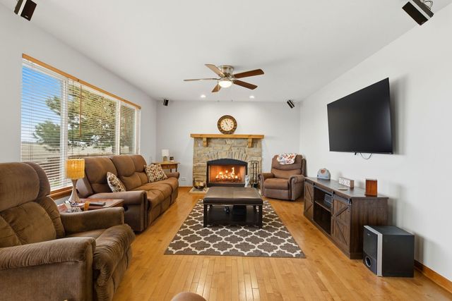 2932 Shetland Lane, Montgomery, IL 60538