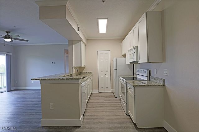 11480 Villa Grand 123, Fort Myers, FL 33913