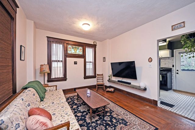 2240 Ravine Street, Cincinnati, OH 45219