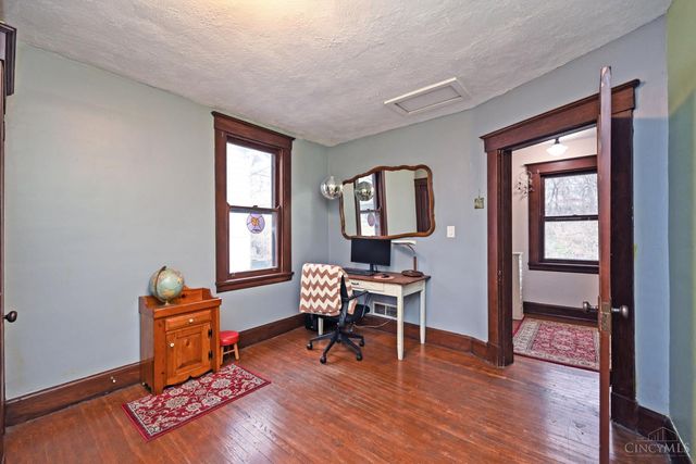 2240 Ravine Street, Cincinnati, OH 45219