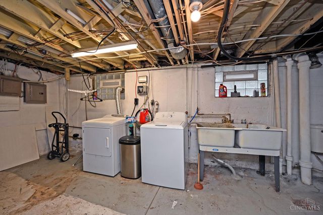 2240 Ravine Street, Cincinnati, OH 45219