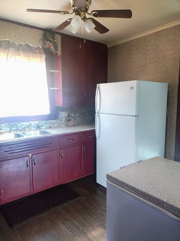 286 Hillcrest Circle Dr, Jackson, TN 38301