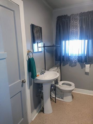 286 Hillcrest Circle Dr, Jackson, TN 38301