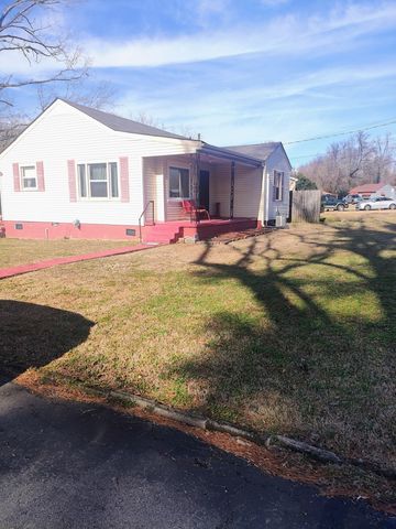 286 Hillcrest Circle Dr, Jackson, TN 38301