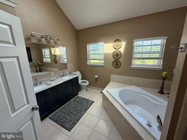 2051 LOCKERBIE RD, Schwenksville, PA 19473