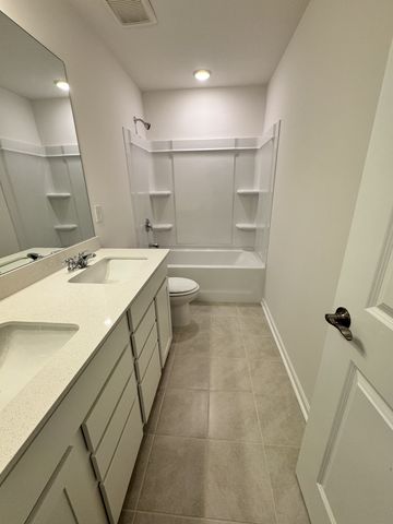 111 Glacier Way, La Vergne, TN 37086