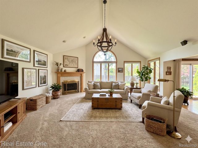 1668 S Shore Drive, Rochester Hills, MI 48307