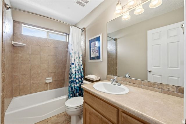 134 N WAGON WHEEL CIR, Farmington, UT 84025