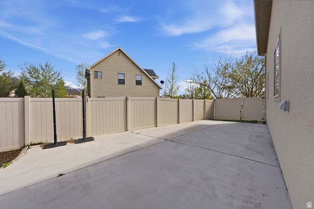 134 N WAGON WHEEL CIR, Farmington, UT 84025