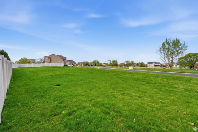 134 N WAGON WHEEL CIR, Farmington, UT 84025