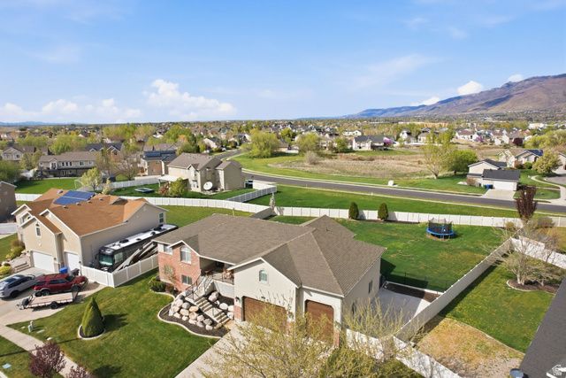 134 N WAGON WHEEL CIR, Farmington, UT 84025