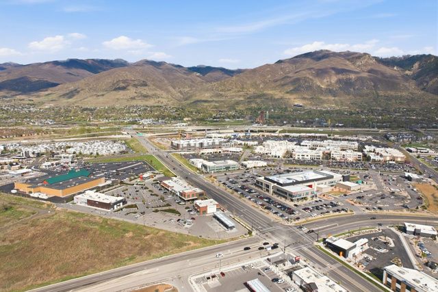 134 N WAGON WHEEL CIR, Farmington, UT 84025