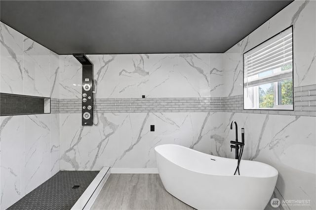 1519 State Rte 702 E, Roy, WA 98580