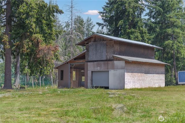1519 State Rte 702 E, Roy, WA 98580
