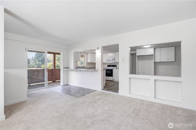 1519 State Rte 702 E, Roy, WA 98580