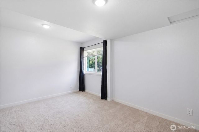 1519 State Rte 702 E, Roy, WA 98580