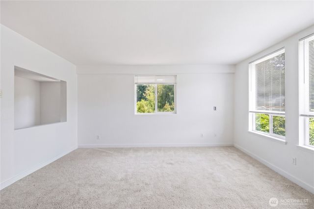 1519 State Rte 702 E, Roy, WA 98580