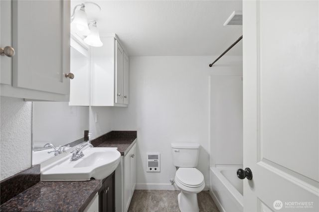 1519 State Rte 702 E, Roy, WA 98580