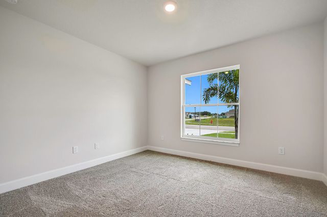 8613 Giovanni Avenue, Fort Pierce, FL 34951
