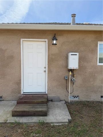 1111 Barney, Merced, CA 95340