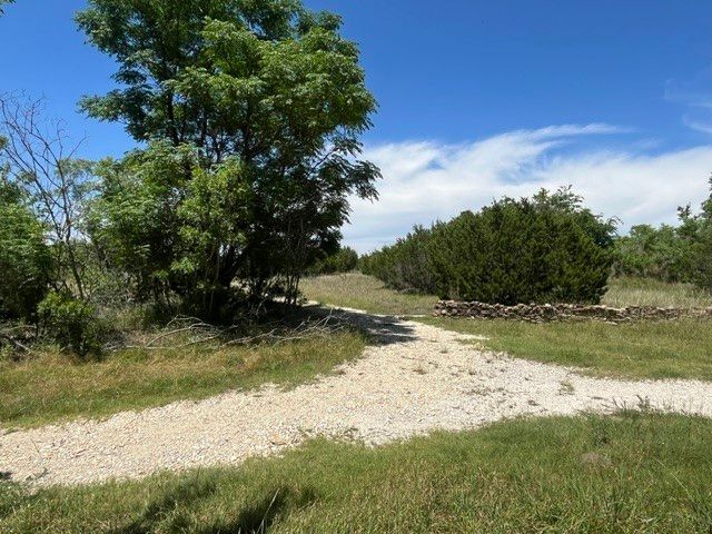715 County Road 426, Purmela, TX 76566