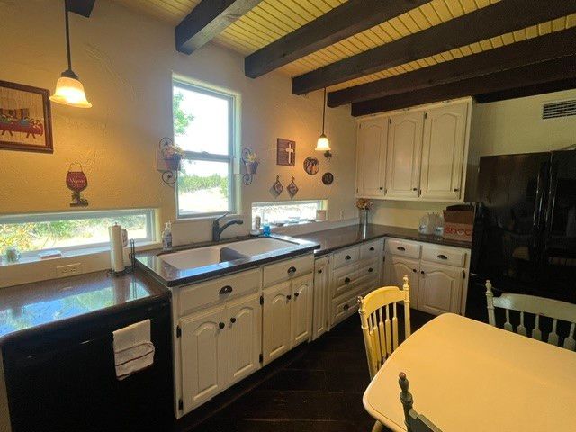 715 County Road 426, Purmela, TX 76566
