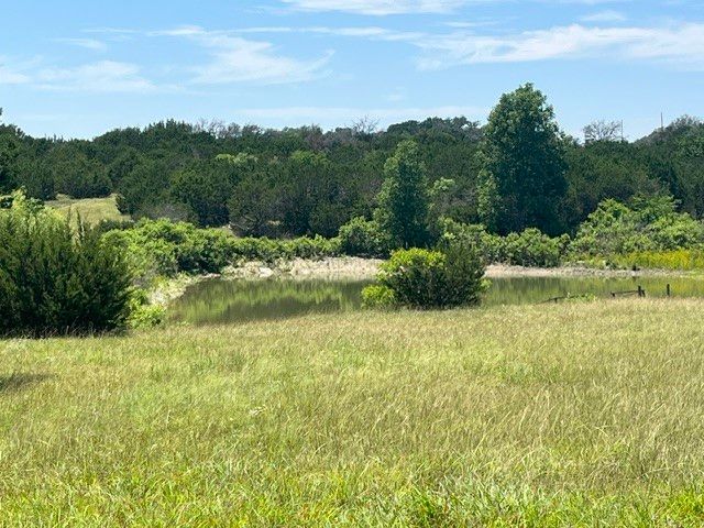 715 County Road 426, Purmela, TX 76566