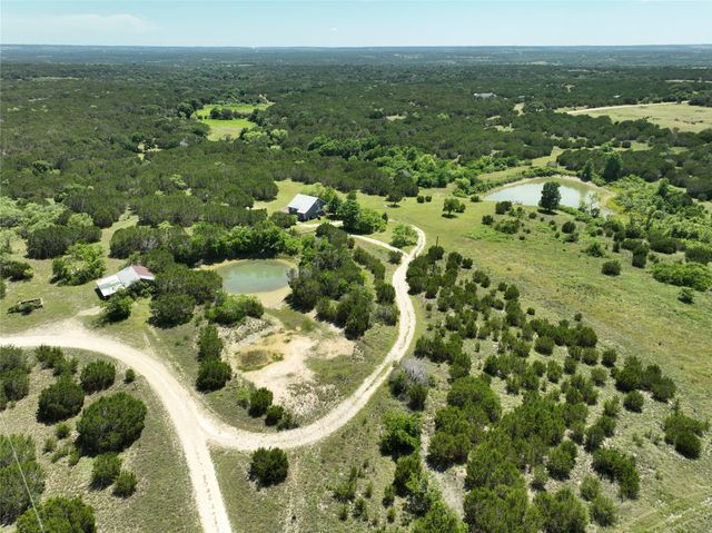 715 County Road 426, Purmela, TX 76566