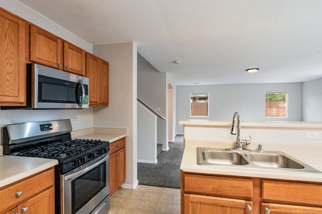 7801 Chaco Mesa Loop NW, Albuquerque, NM 87114