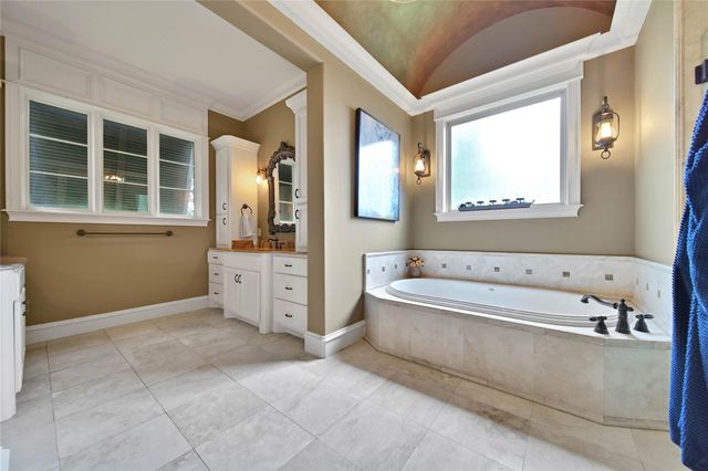 12718 Hunters Canyon Lane, Cypress, TX 77429