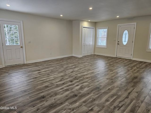 489 Grooms Road Unit C, Clifton Park, NY 12065