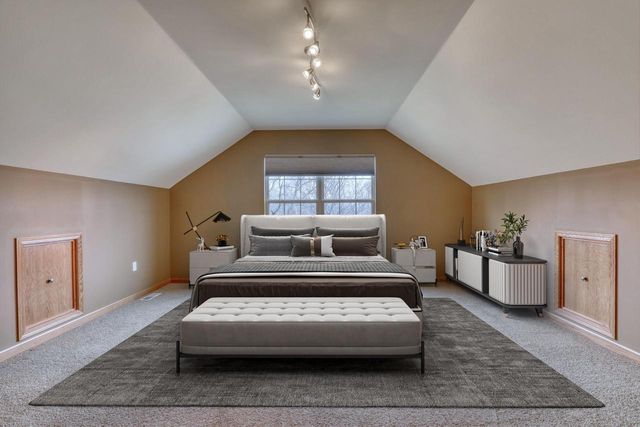 W155N7081 Amberleigh CIRCLE, Menomonee Falls, WI 53051