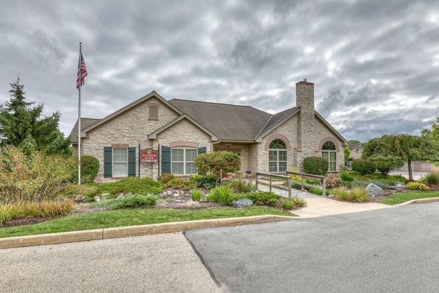 W155N7081 Amberleigh CIRCLE, Menomonee Falls, WI 53051