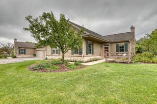W155N7081 Amberleigh CIRCLE, Menomonee Falls, WI 53051