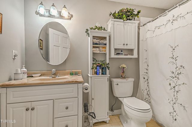 270 Alders Place Extension, Bristol, TN 37620