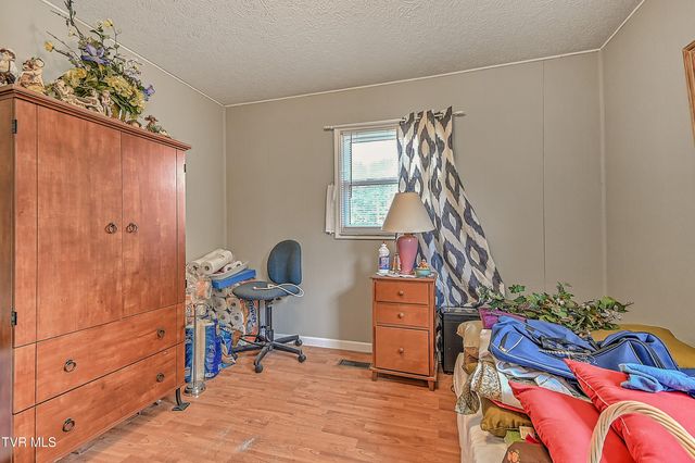 270 Alders Place Extension, Bristol, TN 37620